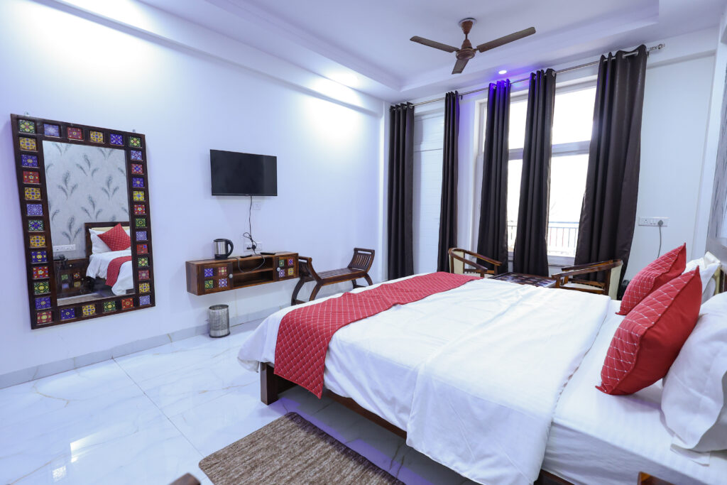 Super Deluxe Rooms – Luxury Balcony View. 150 2u6a1138